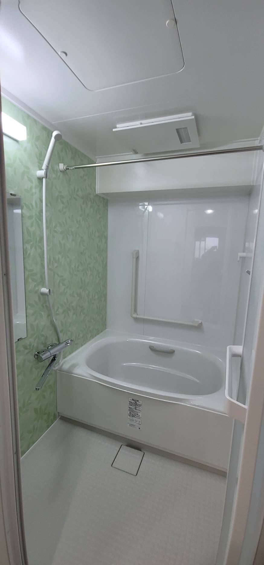 古くなった浴室を明るく暖かいユニットバスリフォーム 画像