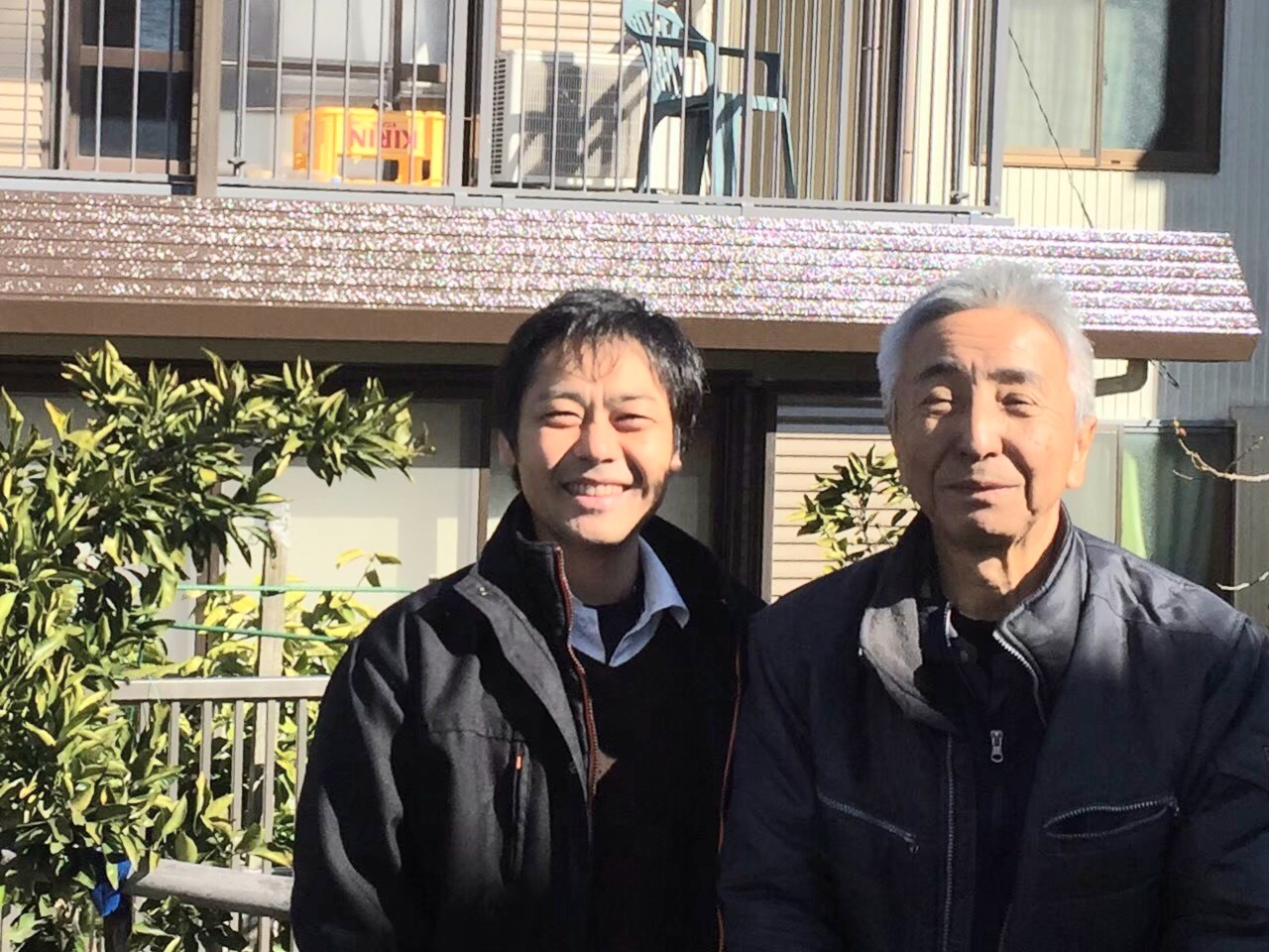 「正直、頼んでよかったですよ。仕上がりもきれいだし、安心して任せられた。外壁塗装フッ素仕上げ 画像